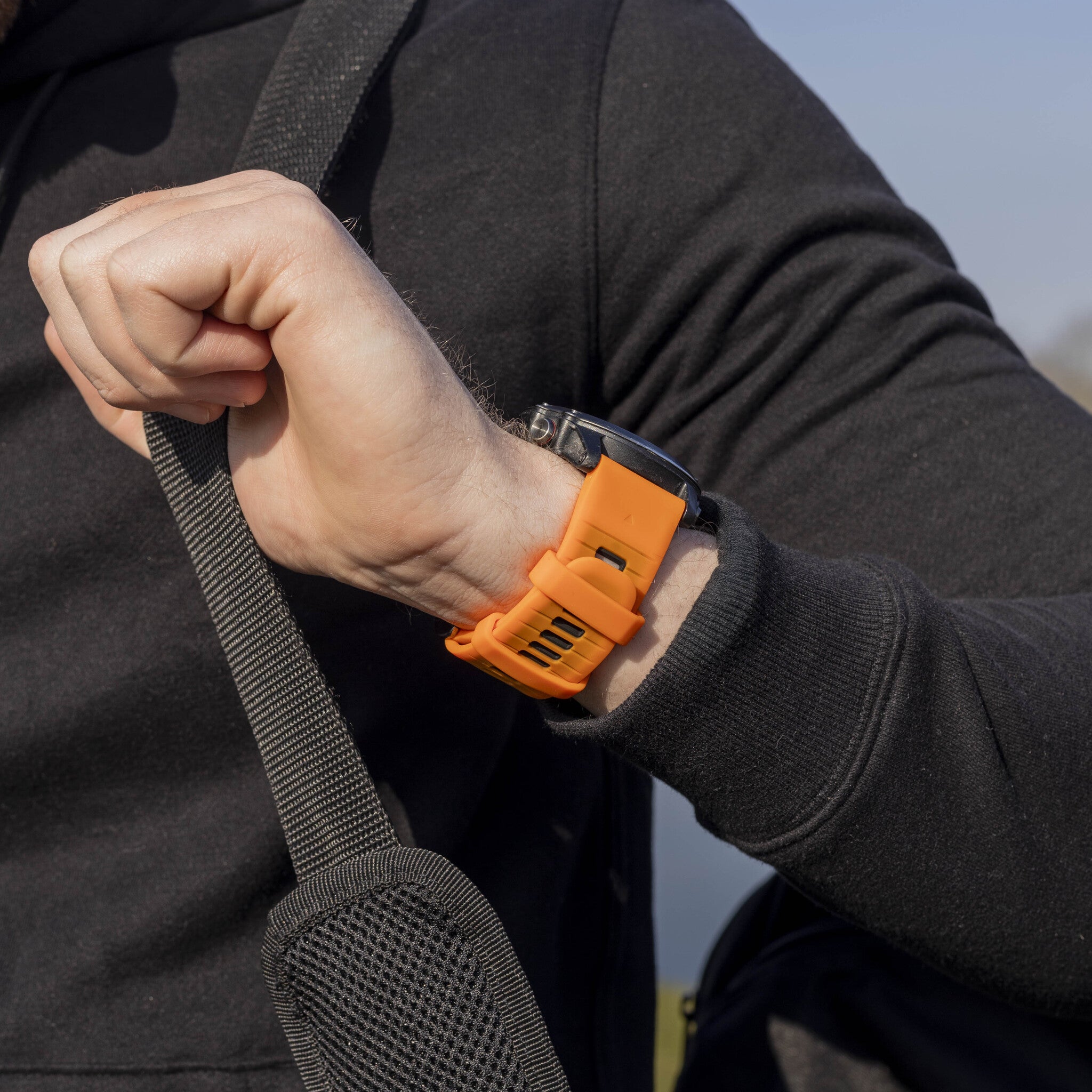 Bracelet sport avec boucle Garmin Fenix 8 Pro - 51mm (orange/noir)