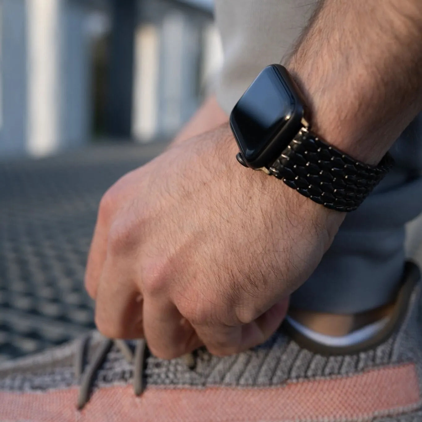 Bracelet acier dragon Apple Watch (noir)