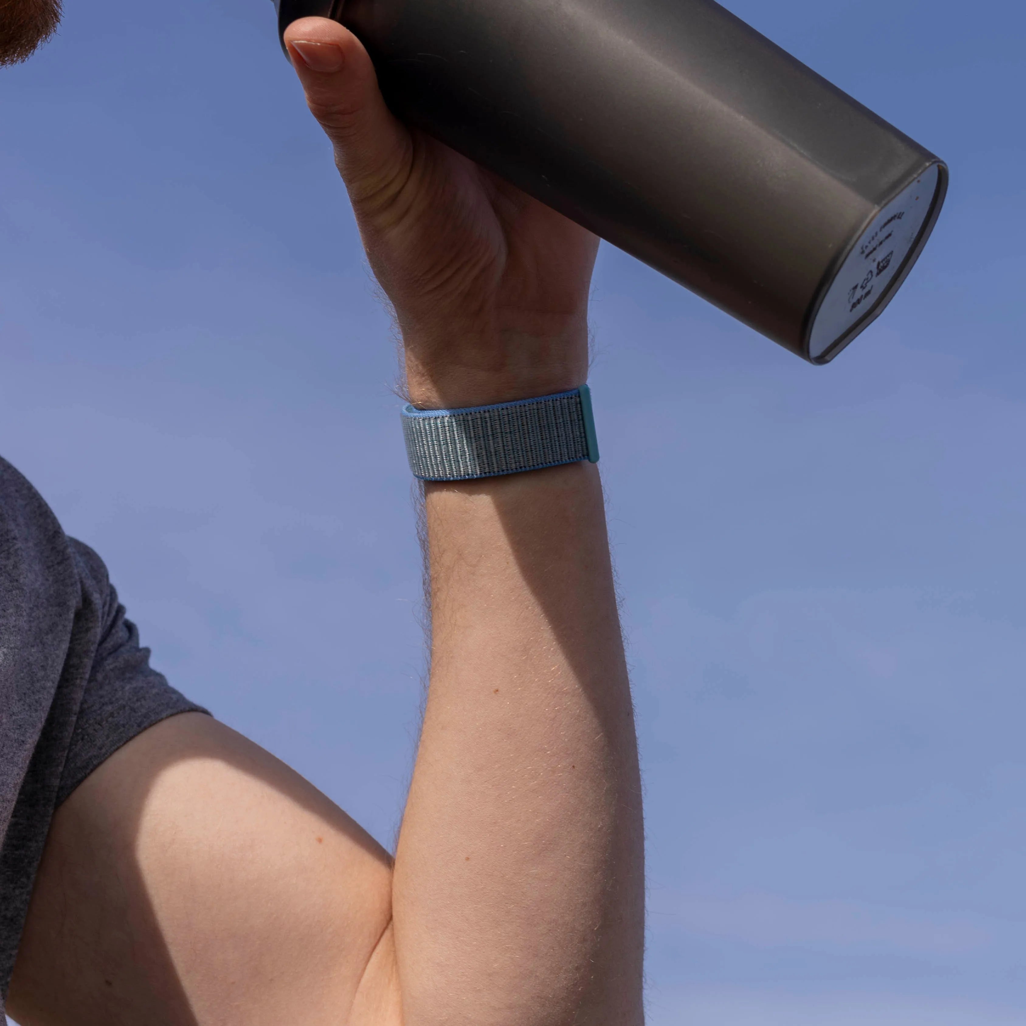Bracelet nylon Fitbit Sense (bleu clair)