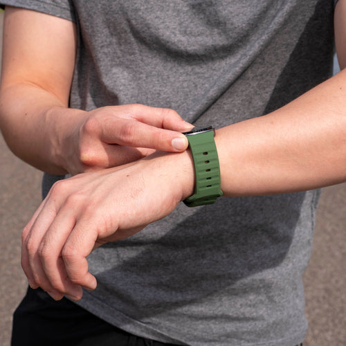 Bracelet silicone outdoor Samsung Galaxy Watch 8 - 44mm (vert militaire)