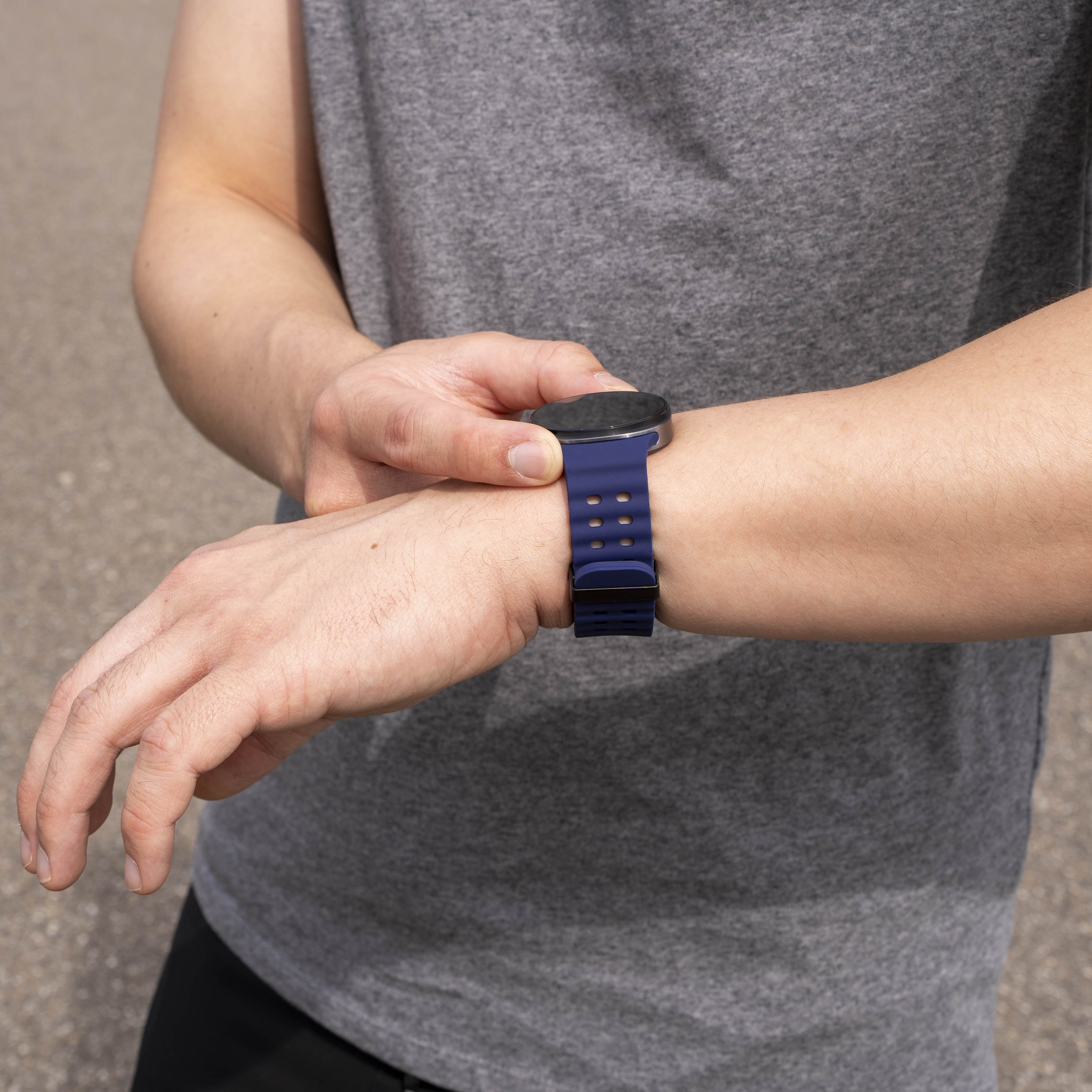 Bracelet Ocean Samsung Galaxy Watch 8 Classic (bleu foncé)