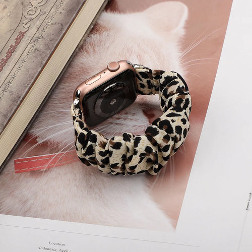 Nylon Scrunchie Strap, lucky leopard, lifestyle photo