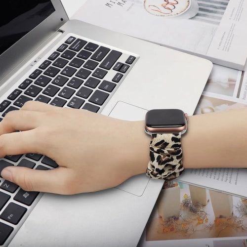 Nylon Scrunchie Strap, lucky leopard, lifestyle photo
