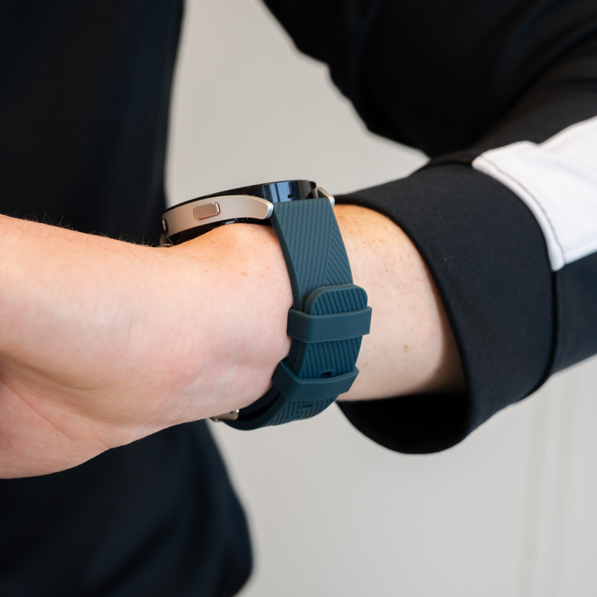 Silicone Strap 'Deluxe', dark green, lifestyle photo
