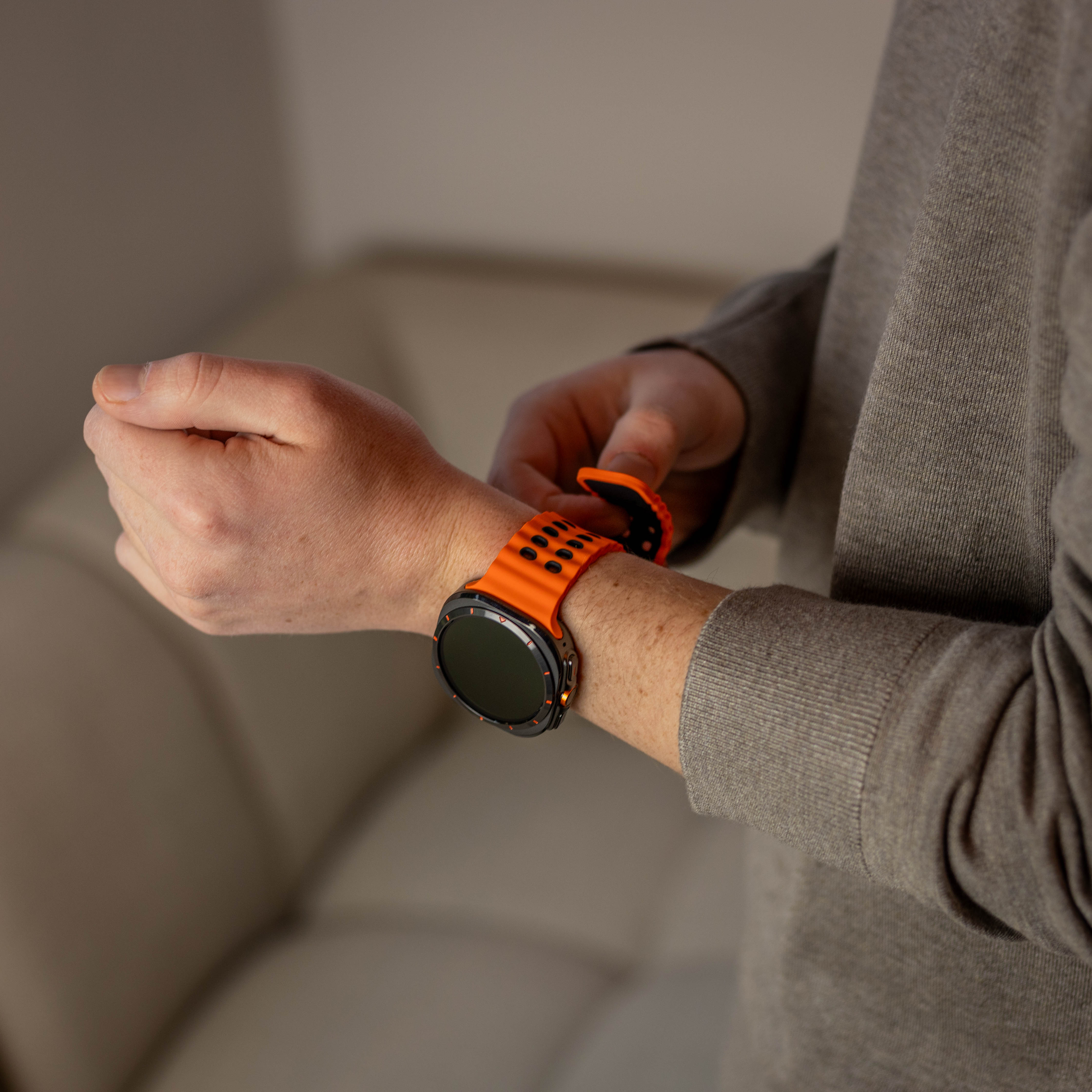 Bracelet silicone ondulé duo Samsung Galaxy Watch Ultra 2 (orange/noir)