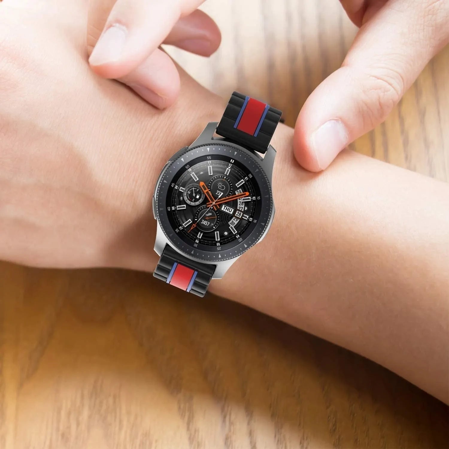 polar-grit-x-pro-silicone-band-met-streep-zwar