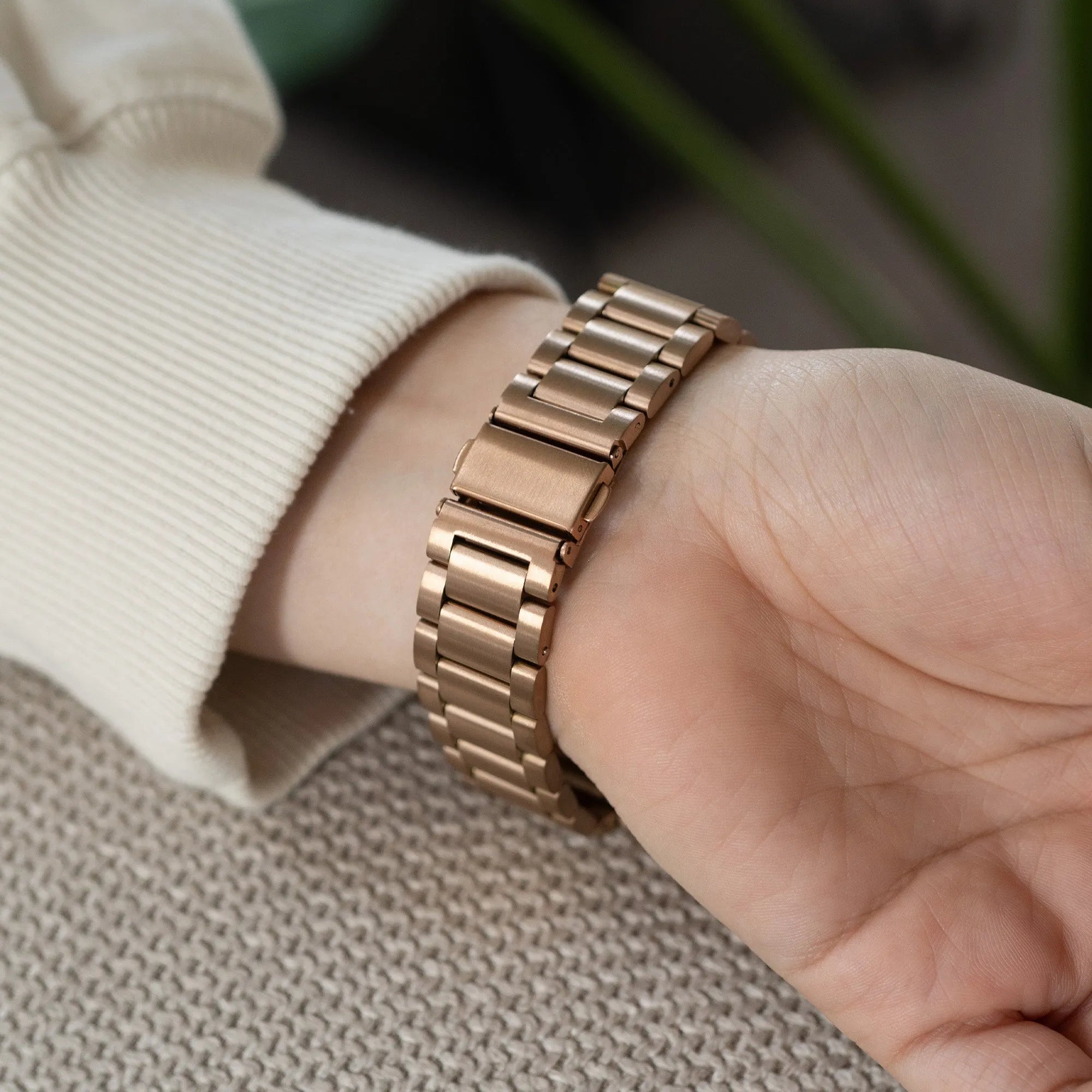 Bracelet acier Fitbit Charge 5 (or rose)