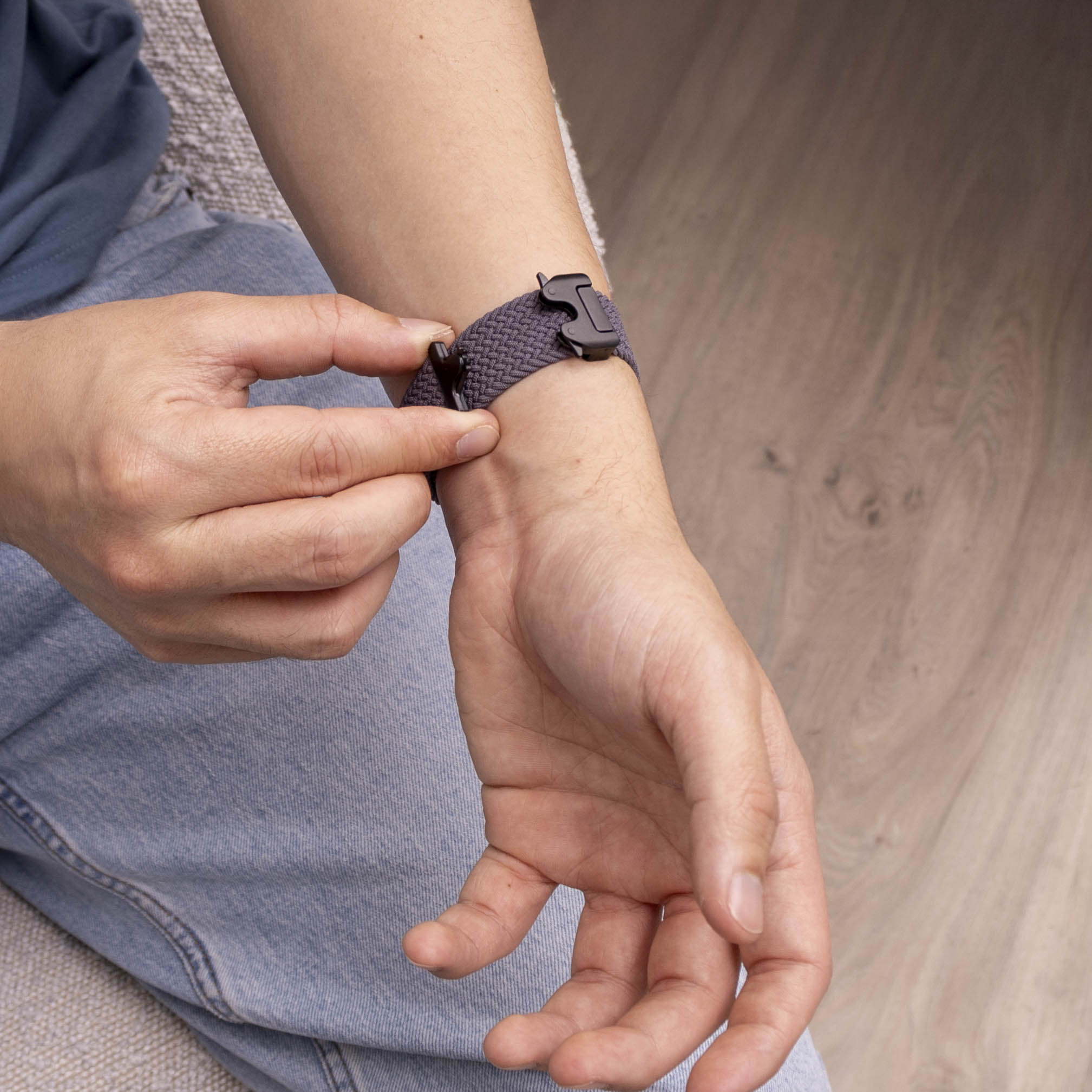 Bracelet tissu avec boucle Samsung Galaxy Watch 8 - 44mm (gris foncé)