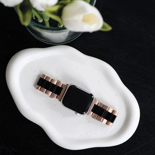 Steel Strap, rose gold/black, lifestyle photo