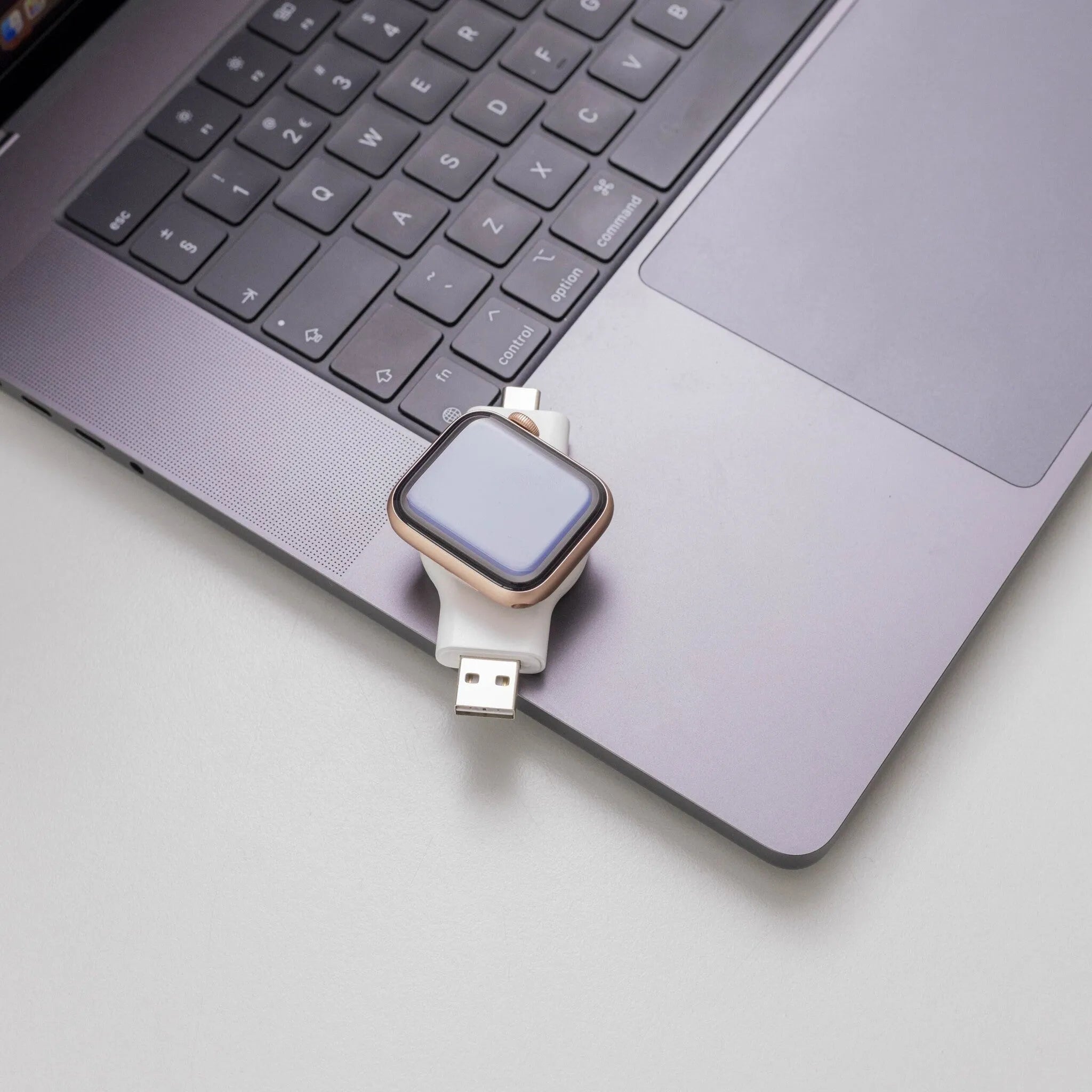 Mini Chargeur con USB-A & USB-C Apple Watch