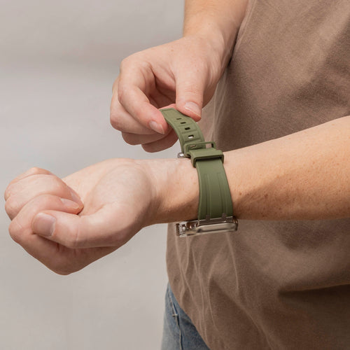 Silicone Strap 'Luxe Liquid', green with silver, lifestyle photo