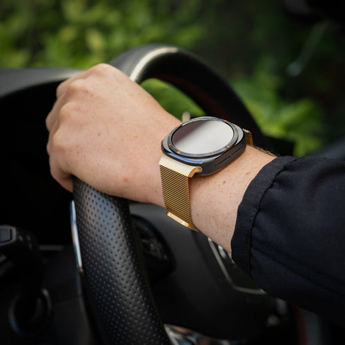 Samsung Galaxy Watch Ultra 2 Milanese Strap (Gold)