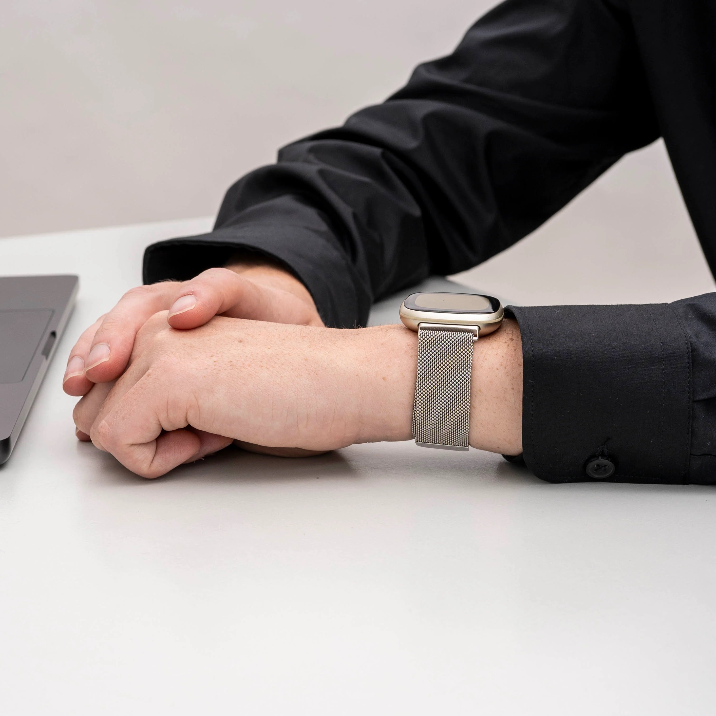 Bracelet Milanaise Fitbit Sense 2 (lumière stellaire)