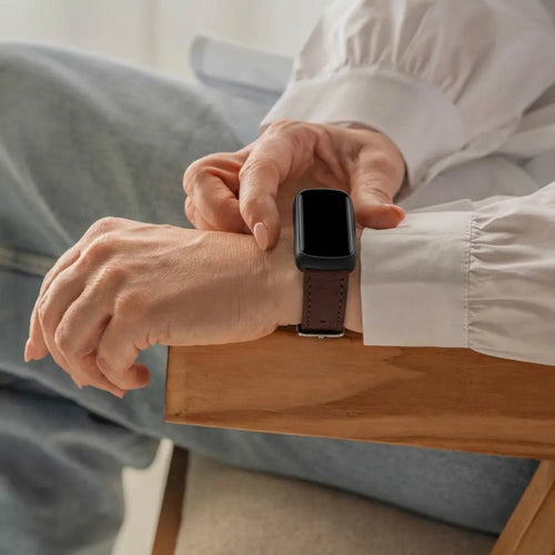 Fitbit Inspire 3 leren bandje (donkerbruin)