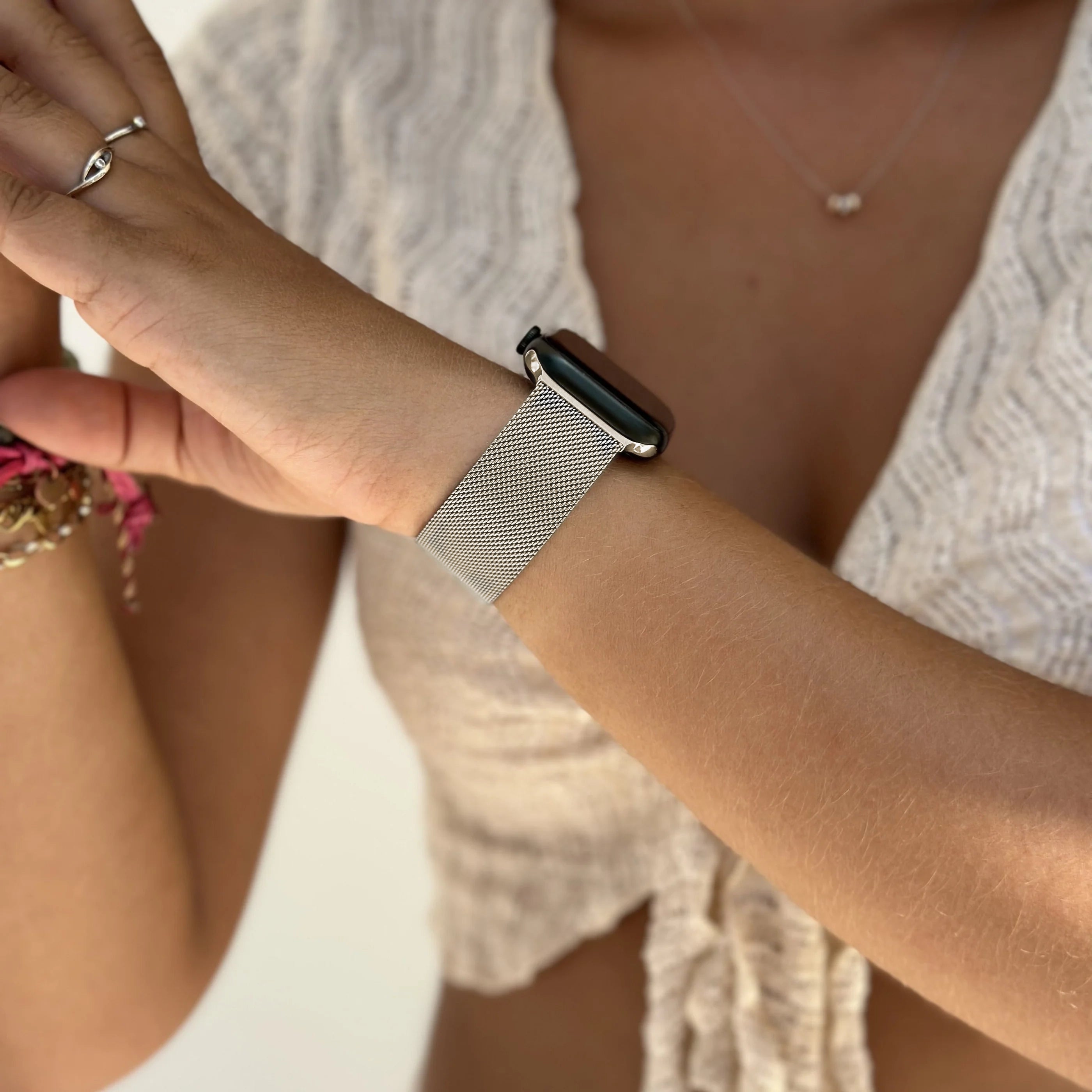 Bracelet milanais xoxo Wildhearts Apple Watch (lumière stellaire)