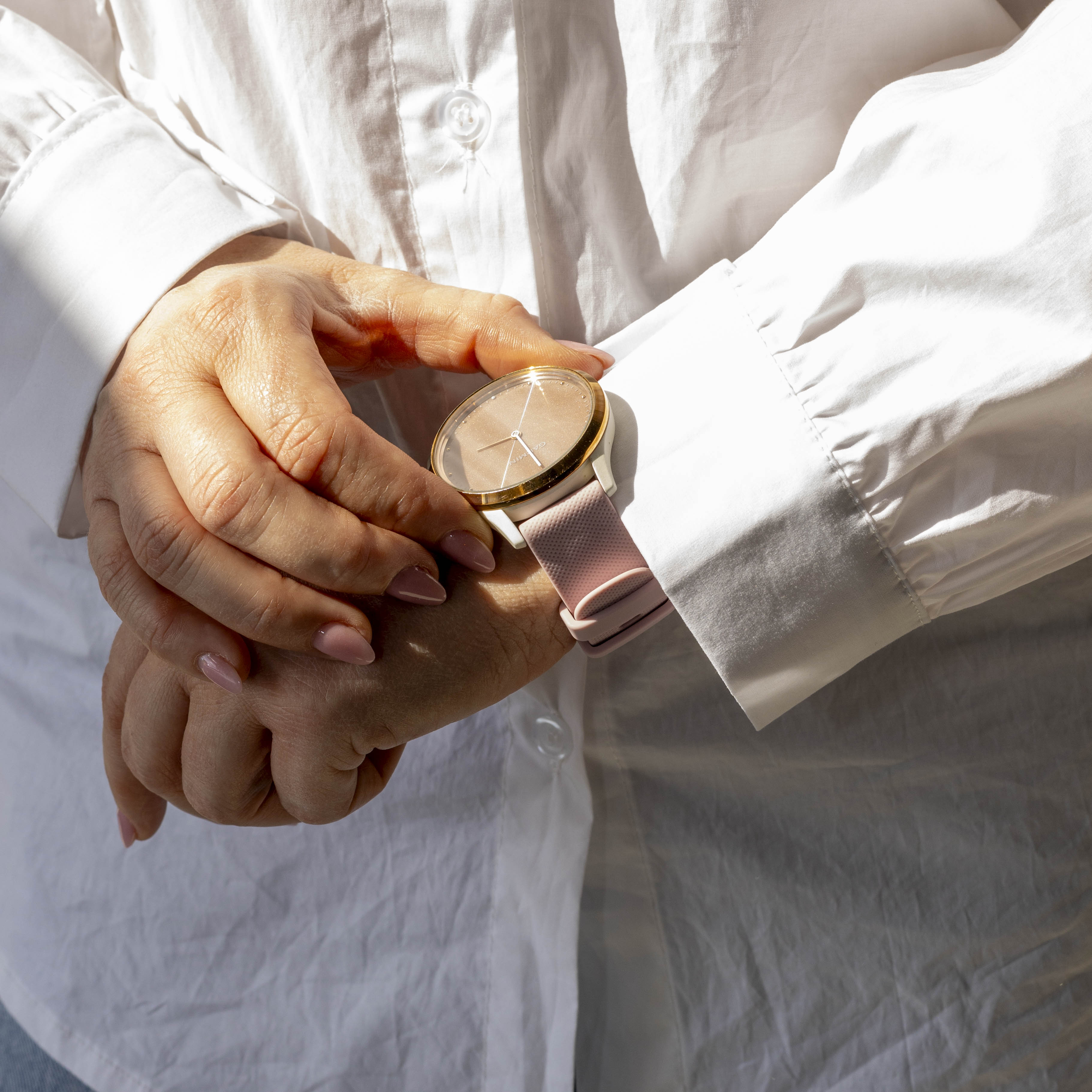 Fossil Gen 4 Venture (HR) Silicone Strap (Pink)