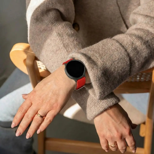 Garmin Vivoactive 4 Silicone Classic Strap (Red)