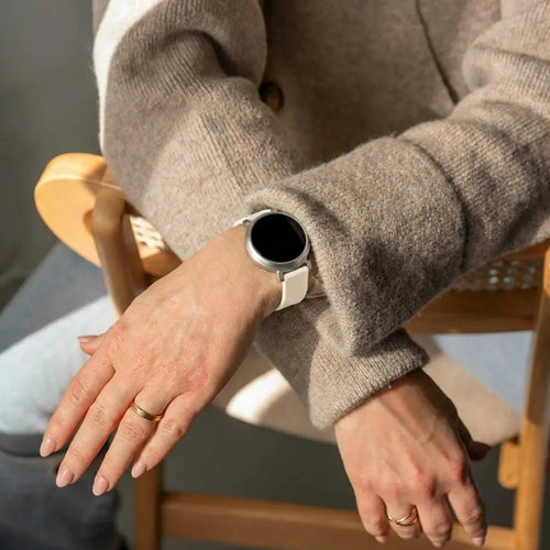 Bracelet silicone classique Pebble Round 2 - 14mm (lumière stellaire)