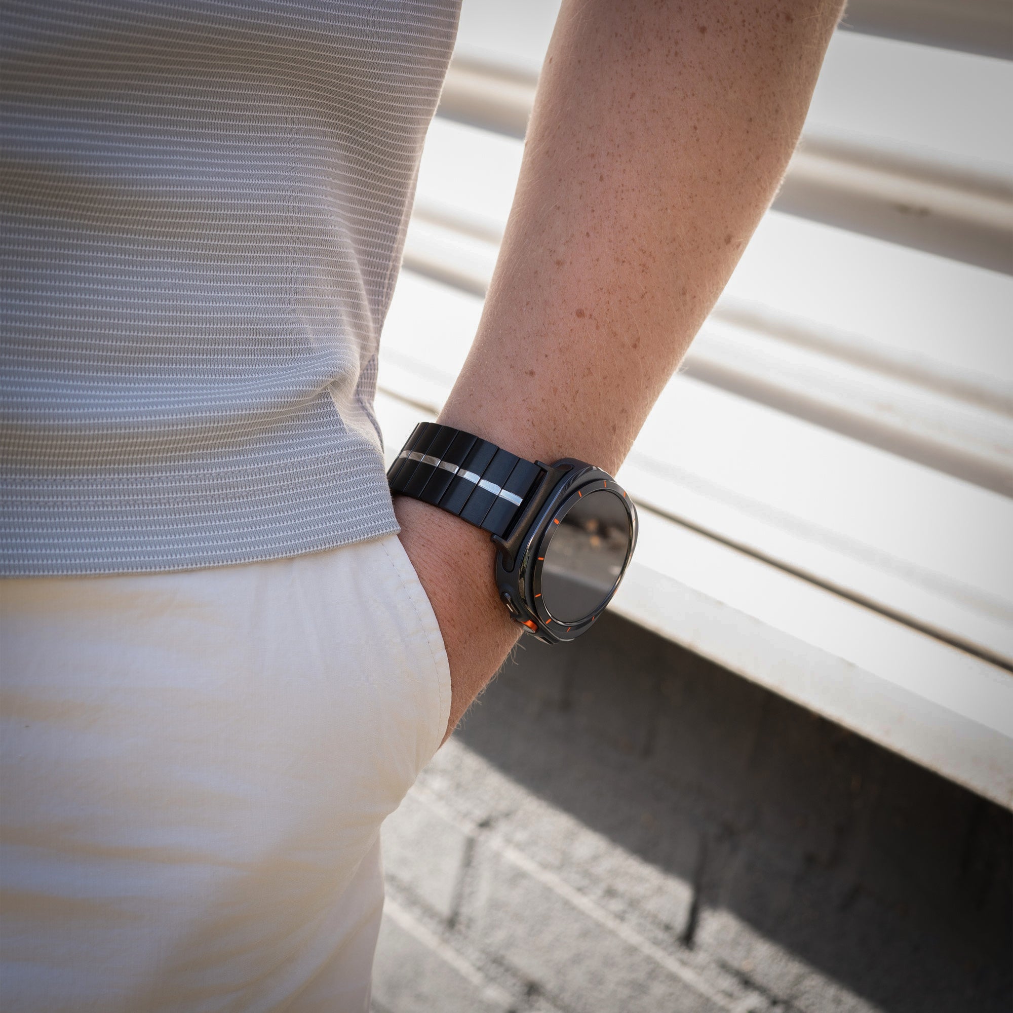 Bracelet métal de luxe Samsung Galaxy Watch Ultra (noir/argent)