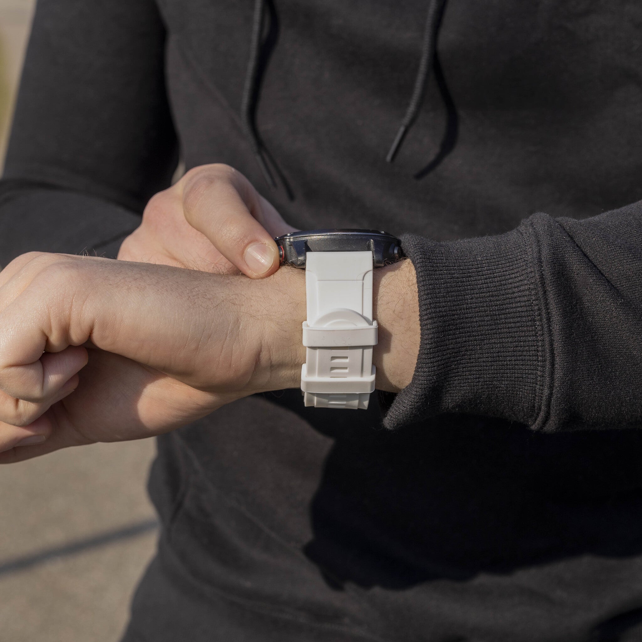 Garmin Fenix 7x Glossy Silicone Strap (White)