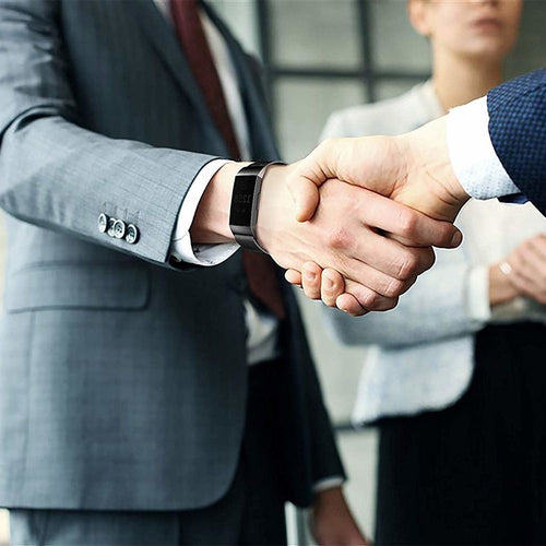 Bracelet Milanais Fitbit Charge 4 (noir)