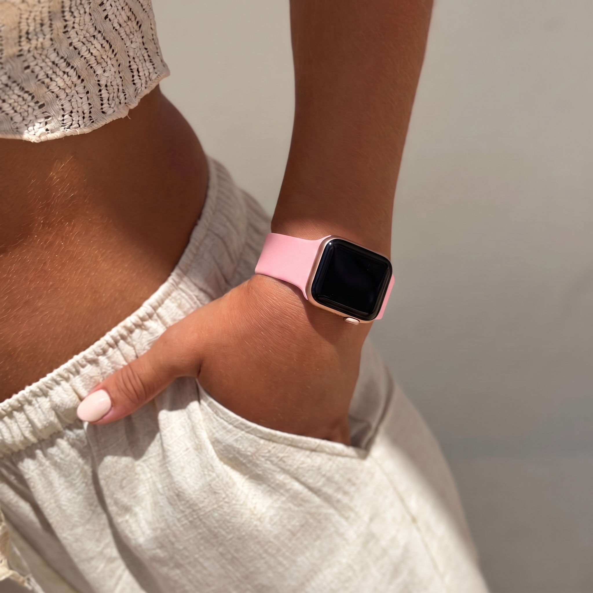 xoxo Wildhearts Apple Watch Silicone Strap (Soft Pink)