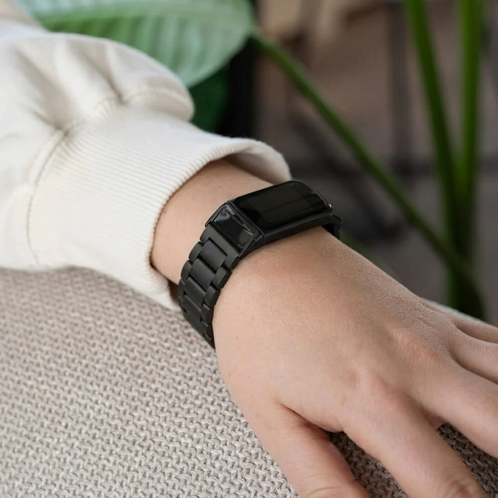 Fitbit Charge 5 Metal Strap (Black)