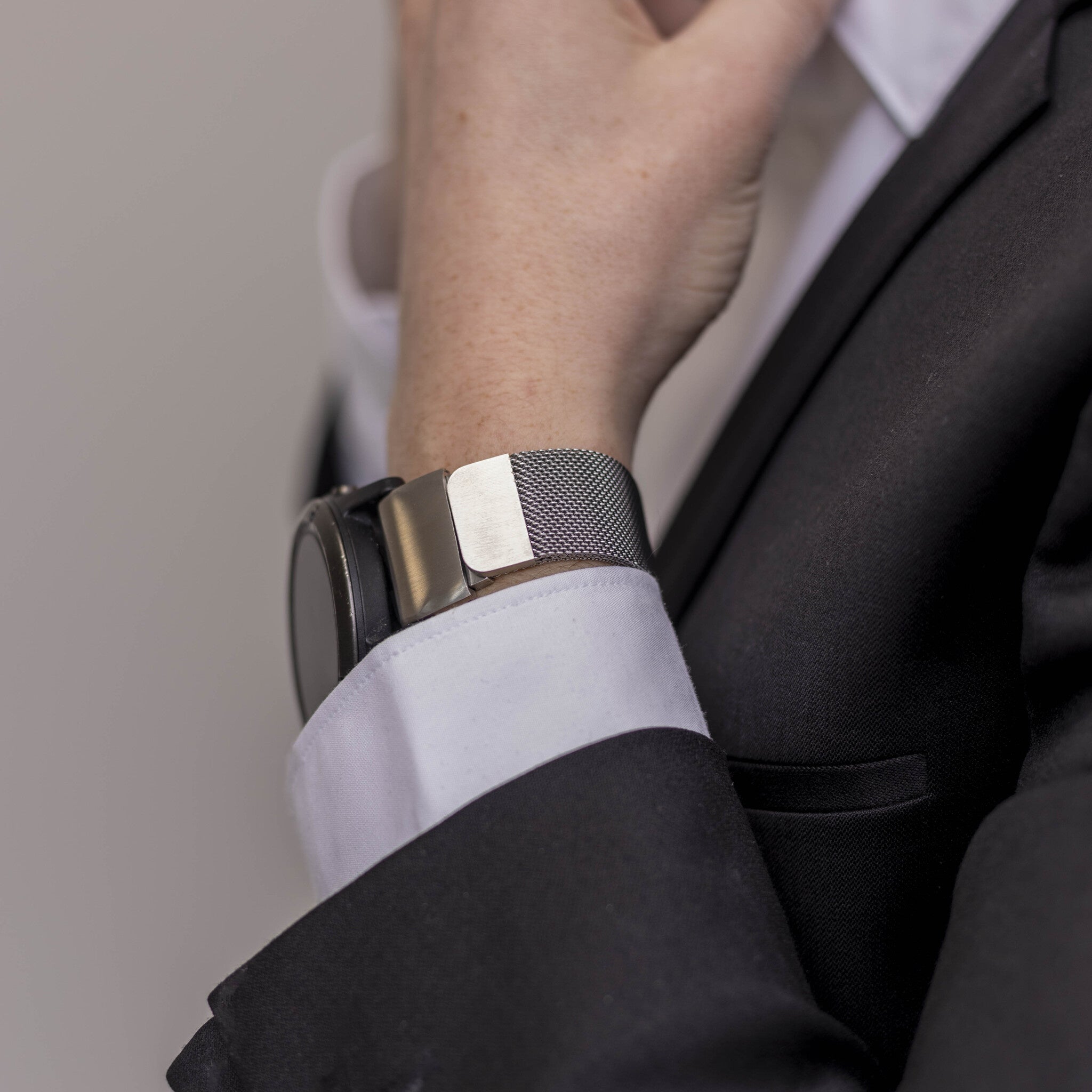 Bracelet milanais Garmin Forerunner 970 (argenté)