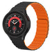 Bracelet silicone magnétique Galaxy Watch 5 Pro (noir/orange)