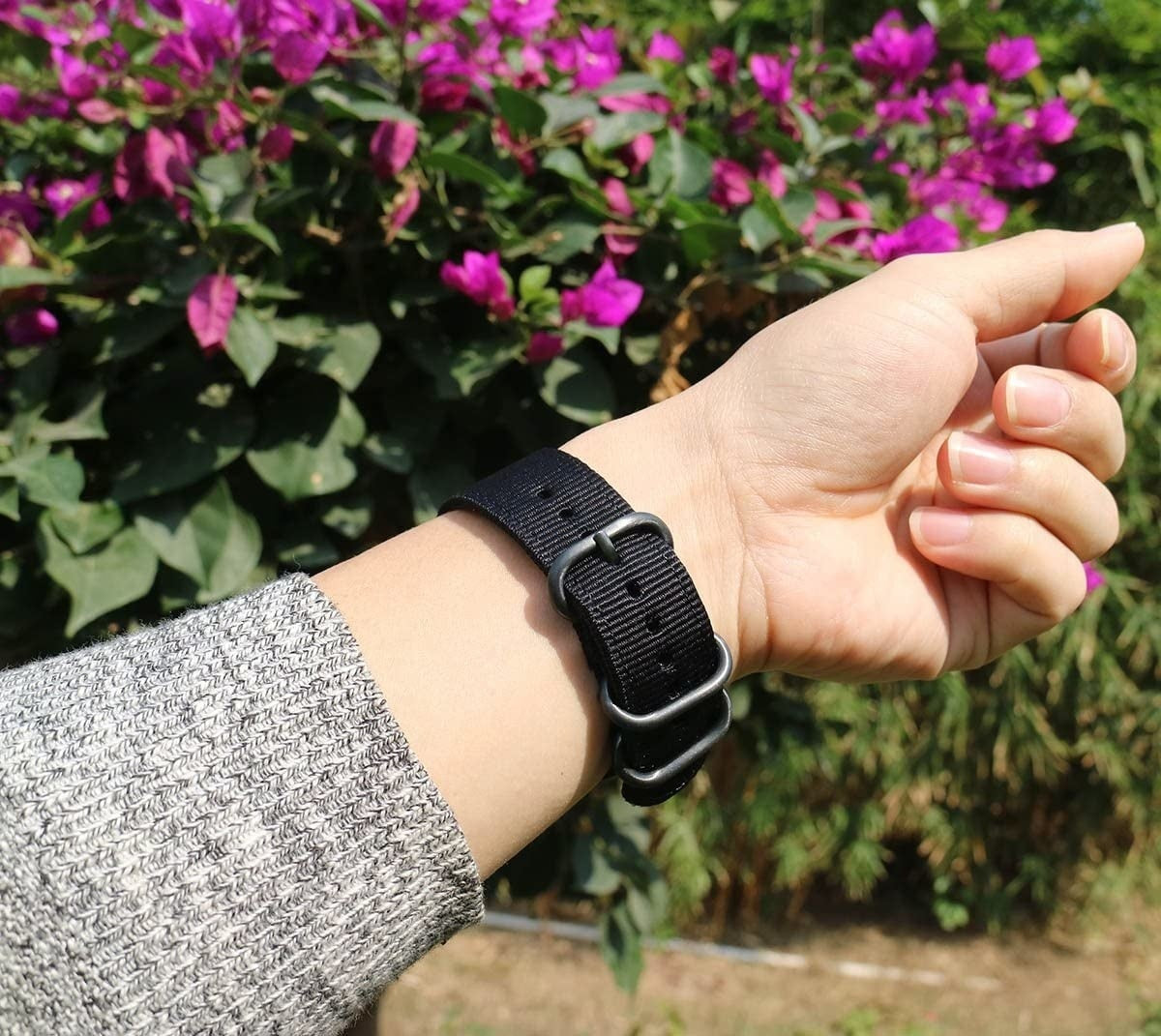 Bracelet nylon avec boucle Fossil Gen 4 Explorist HR (noir)