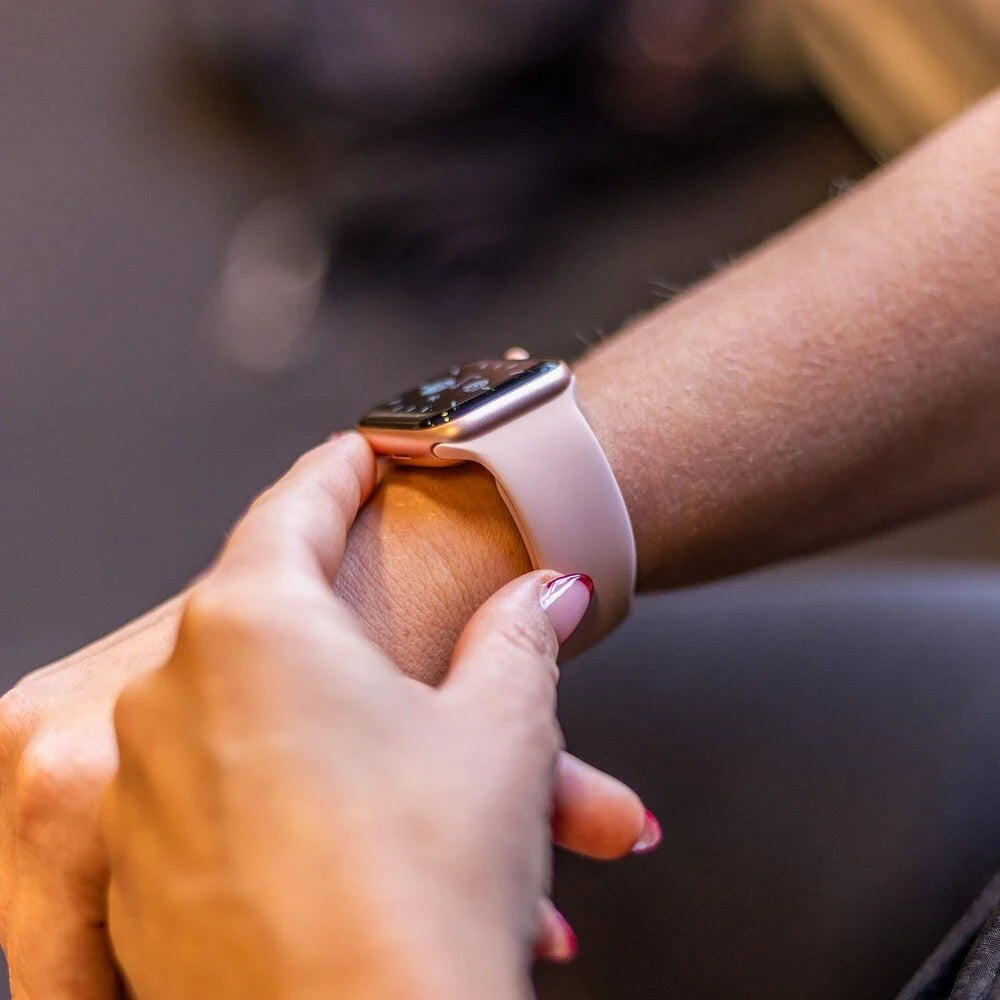 Apple Watch Silicone Strap (Antique Pink)