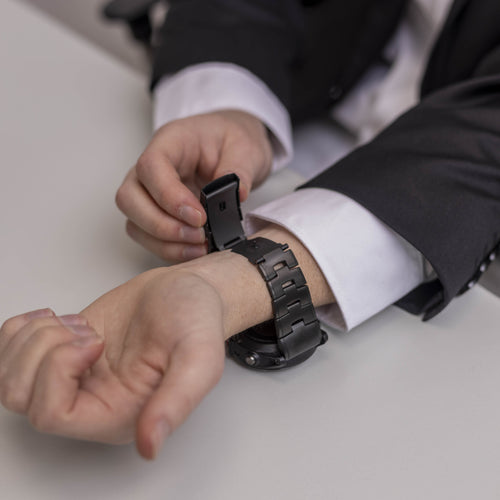 Bandz Bracelet à maillons en titane Garmin Tactix 7 (noir)