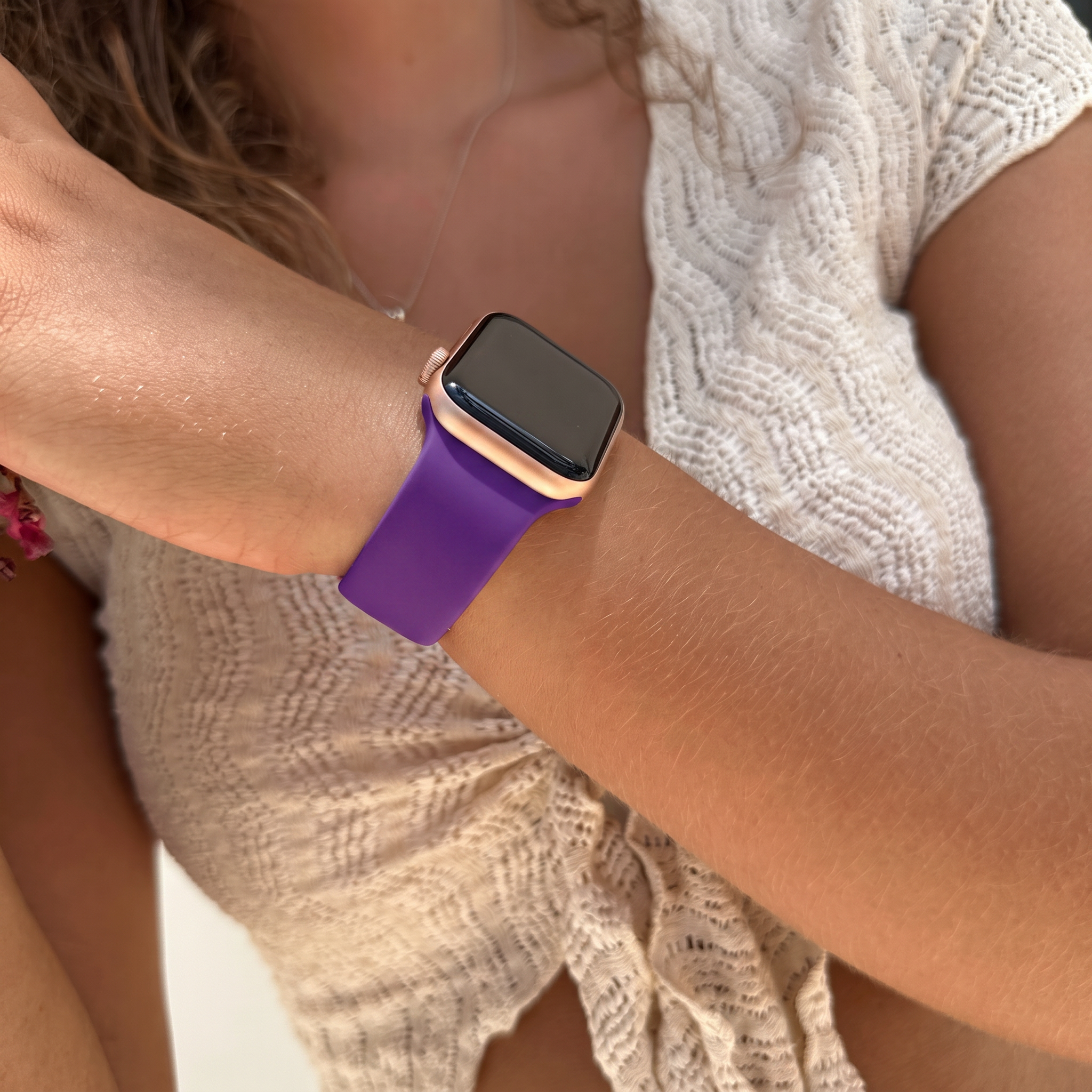 xoxo Wildhearts Apple Watch Silicone Strap (Dark Purple)