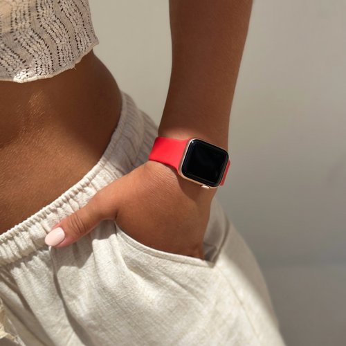 xoxo Wildhearts Apple Watch Silicone Strap (Red)